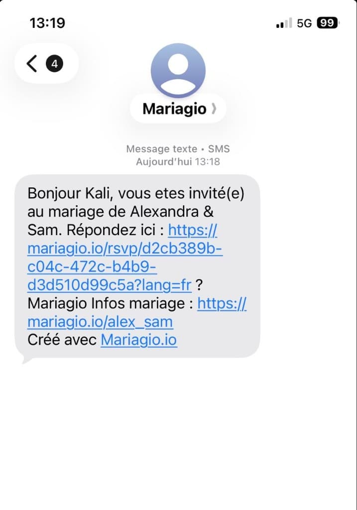 SMS iPhone reçu de Mariagio — invitation au mariage avec lien RSVP